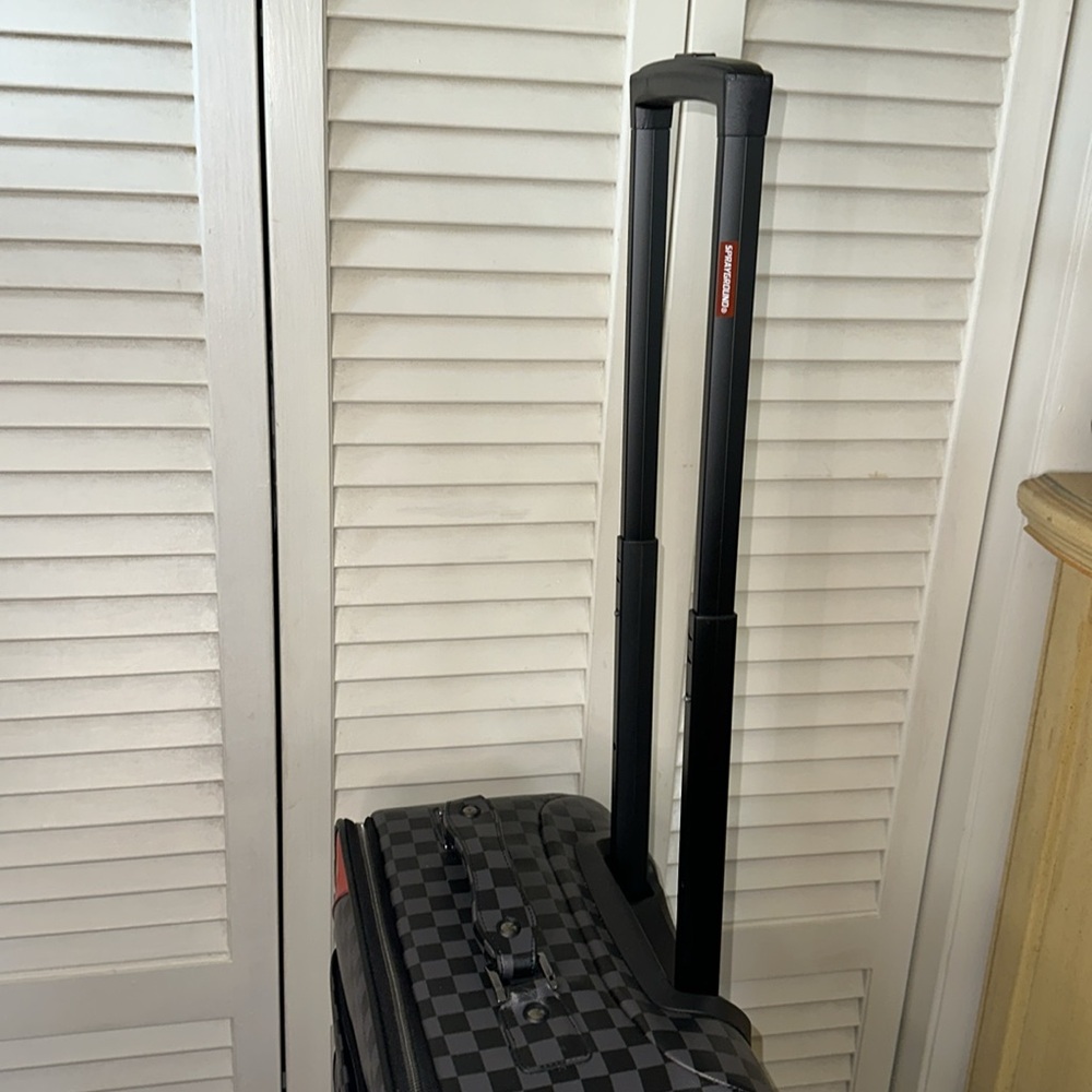 Sprayground 🦈 XTC Grey Sharks in Paris Jetsetter Carry on Luggage… - Picture 14 of 16